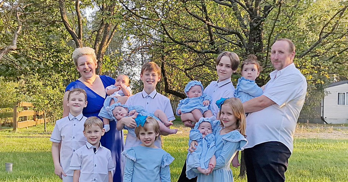 Najazd policji na dom rodziny Clarke! "Przekroczyliśmy nowy poziom absurdu"