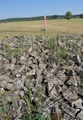 Odsłonięte brzegi Odry