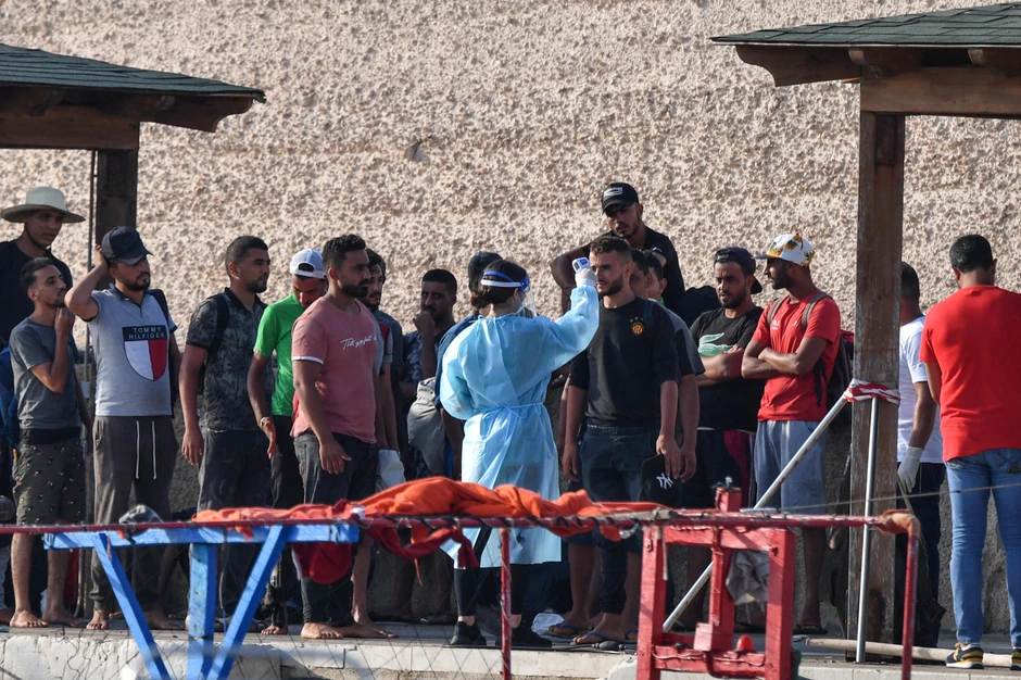 Migranti stižu na Lampeduzu