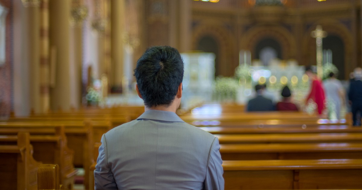 W Polsce ubyło ponad 6 mln katolików. Są oficjalne dane