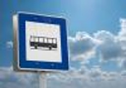 Przewoźnikowi autobusowemu nie wolno pomijać przystanków na trasie, nawet jeśli nie ma pasażerów