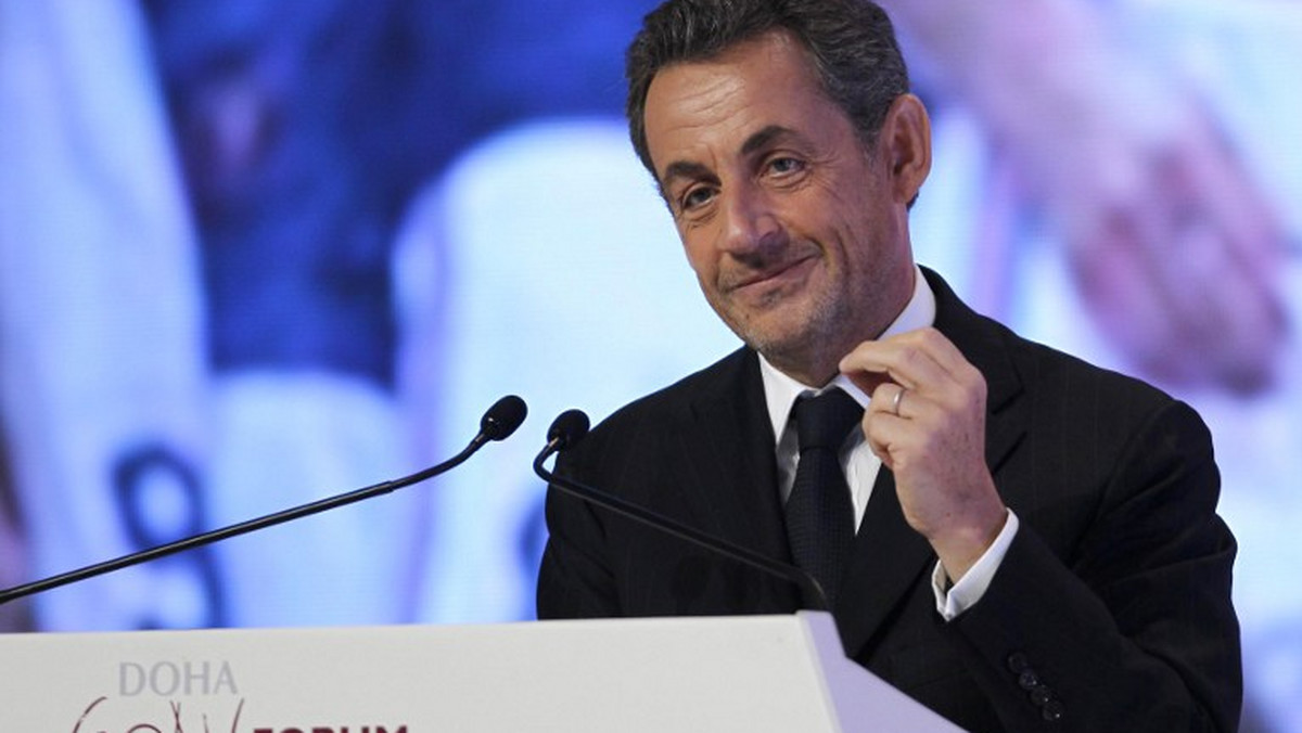 Były prezydent Francji Nicolas Sarkozy dał do zrozumienia, że rozważa możliwość startu w wyborach prezydenckich w 2017 r. W rozmowie z tygodnikiem "Valeurs Actuelles" powiedział, że może go do tego zmusić poczucie odpowiedzialności za gospodarkę.