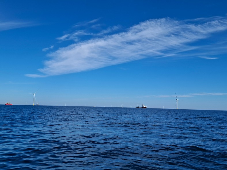 Morska farma wiatrowa Baltic Power podczas budowy