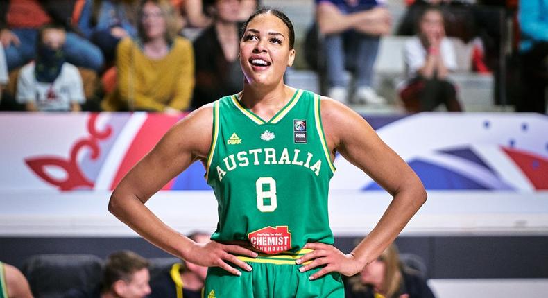 Liz-Cambage-Australie-2020-FIBA