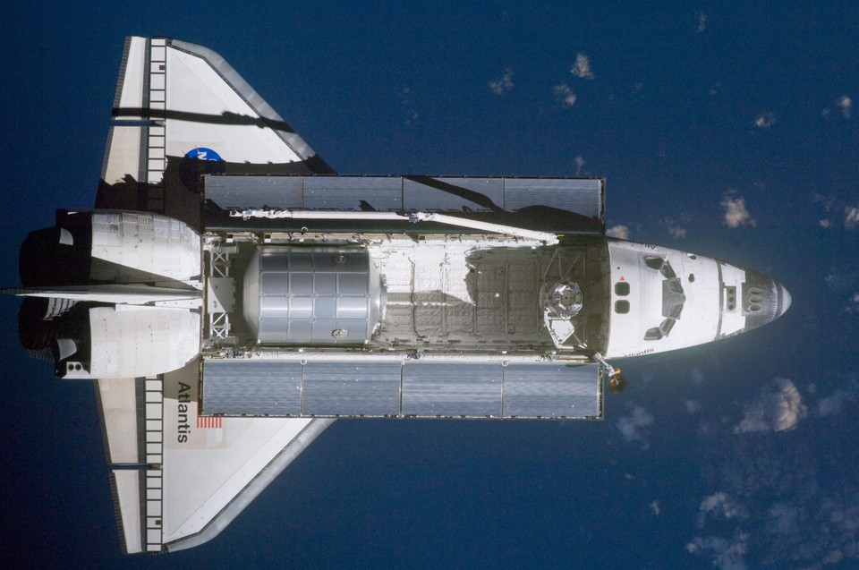 SPACE SHUTTLE ATLANTIS