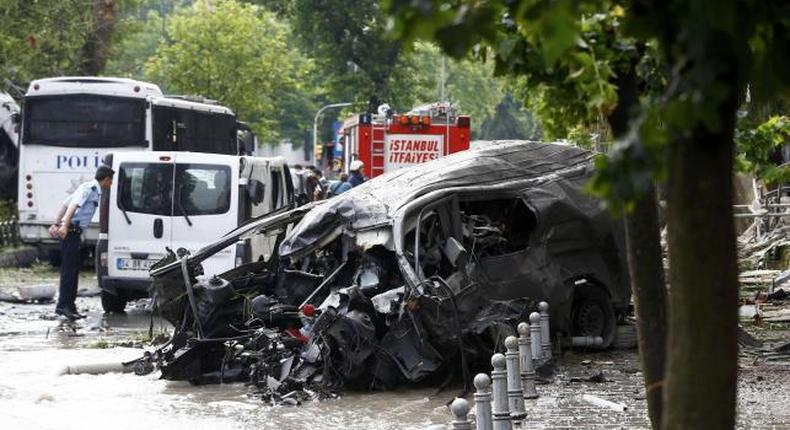 Car bomb targeting police in Istanbul kills 11, wounds 36