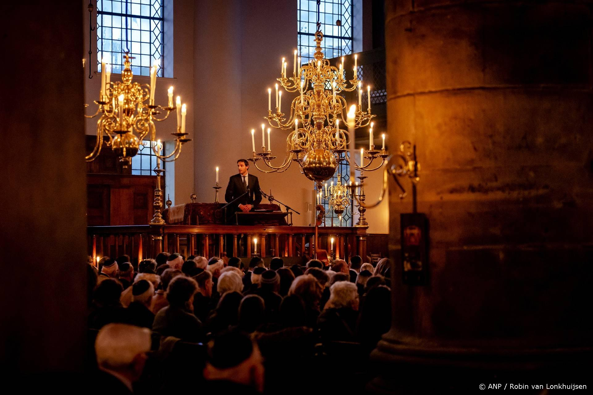 De Duitse minister bij de herdenking: 'Joden voelen zich 80 jaar later nog onveilig'