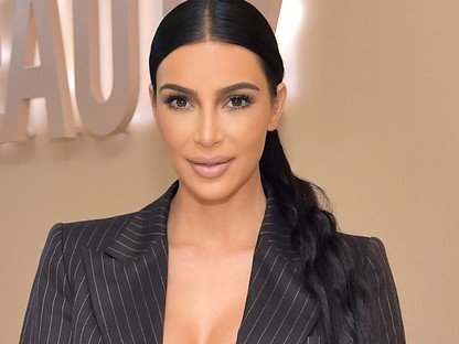 Micsoda ritka pillanat: Kim Kardashian smink nélkül az utcán!