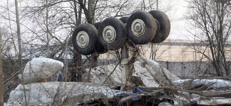 Osiem lat śledztwa ws. katastrofy smoleńskiej. Zagraniczni eksperci i zmiana śledczych