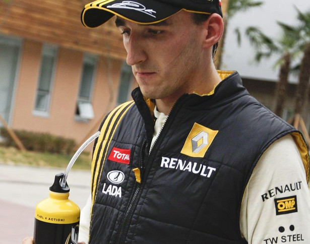 Szef Renault: Kubica do maja nie wystartuje