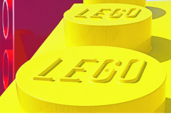 Firmie Lego nie udało się zastrzec kształtu produkowanych przez siebie klocków. Sąd uznał, że nie można opatentować kształtu geometrycznego Bloomberg