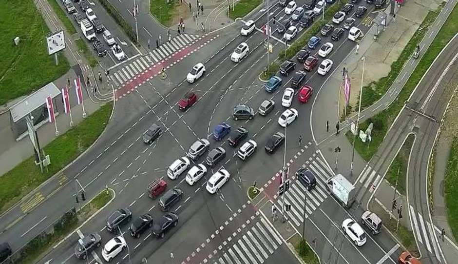 Gužva kod TC Ušće