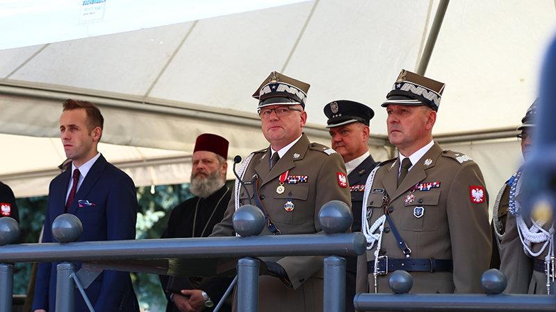 Rektor-komendant AWL gen. bryg. Dariusz Skorupka (w okularach)