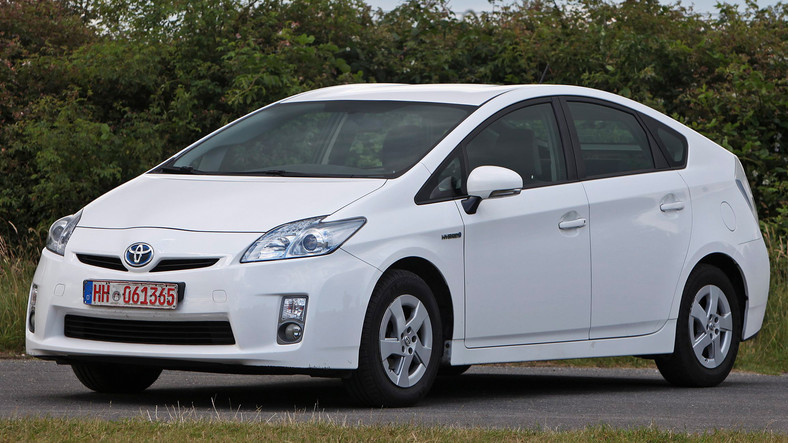 Toyota Prius III
