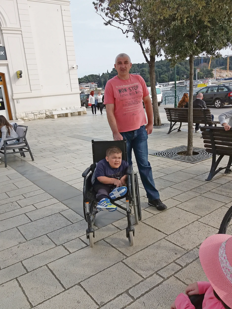 Spasonosna vedrina: Nikola sa ocem Zoranom