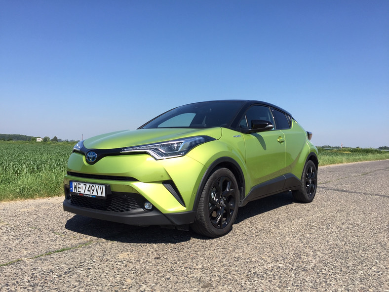 Toyota C-HR Hybrid Neon Lime