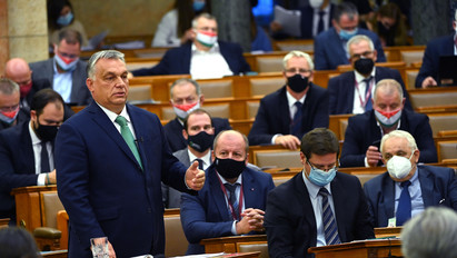 Gőzerővel támadták Orbán Viktor kormányát a parlamentben: az ellenzék válaszokat is kapott