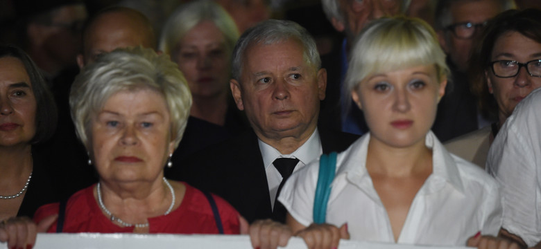 Kaczyński na miesięcznicy smoleńskiej: Zwyciężyliśmy, naszym przeciwnikom została tylko prowokacja