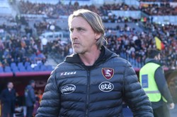 Salernitana walczy o utrzymanie w Serie A. Nietypowa obietnica trenera