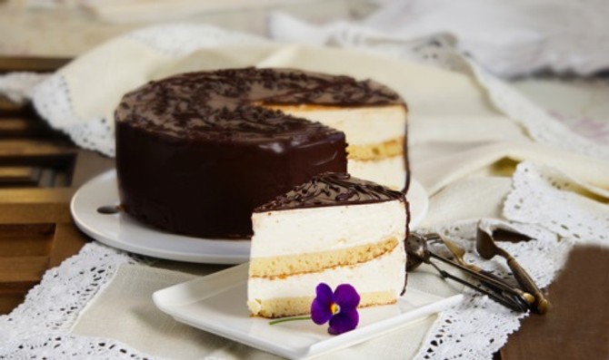 Mlečna torta