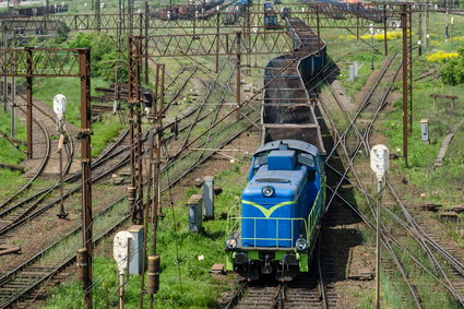 PKP Cargo okleja wagony taśmą odblaskową. I dostało za to nagrodę [WIDEO]