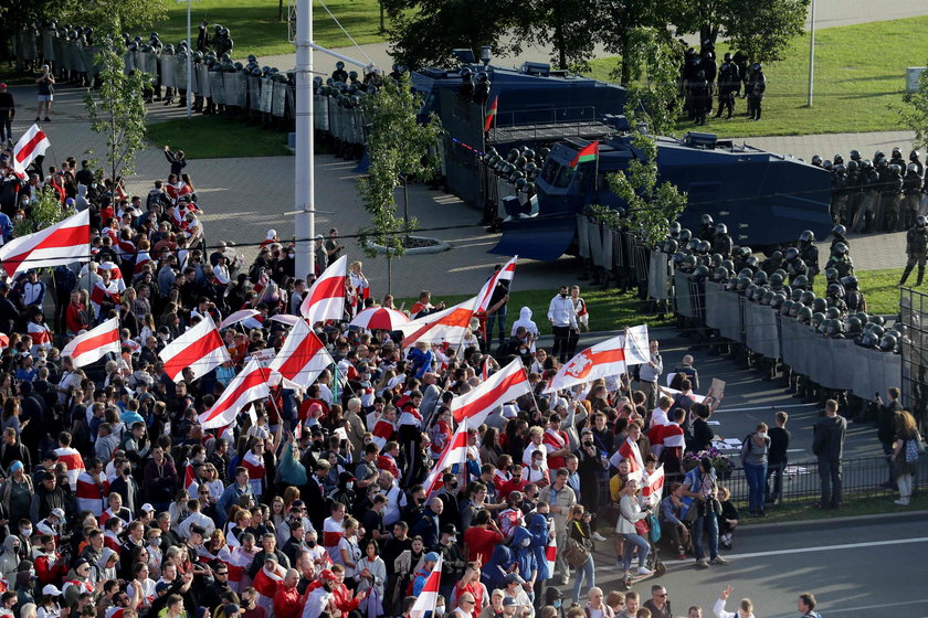 Łukaszenka zamyka granicę z Polską