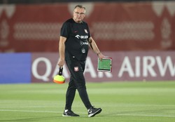 Michniewicz jednym z najgorzej opłacanych selekcjonerów na mundialu