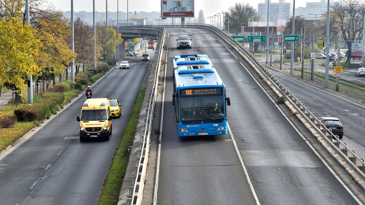 Áprilistól 100E Airport Express felirattal közlekedik a reptéri buszjárat Blikk