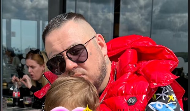 Filip Car sa ćerkom
