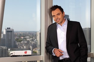 Rynek usług kurierskich: E-commerce nowym polem działania