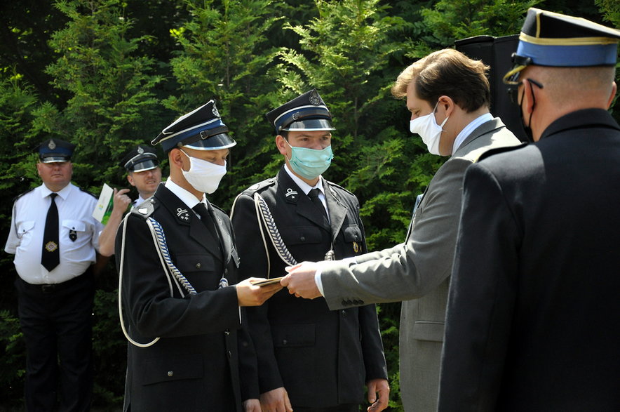 Piotr Gliński w regionie łódzkim, strażacy OSP