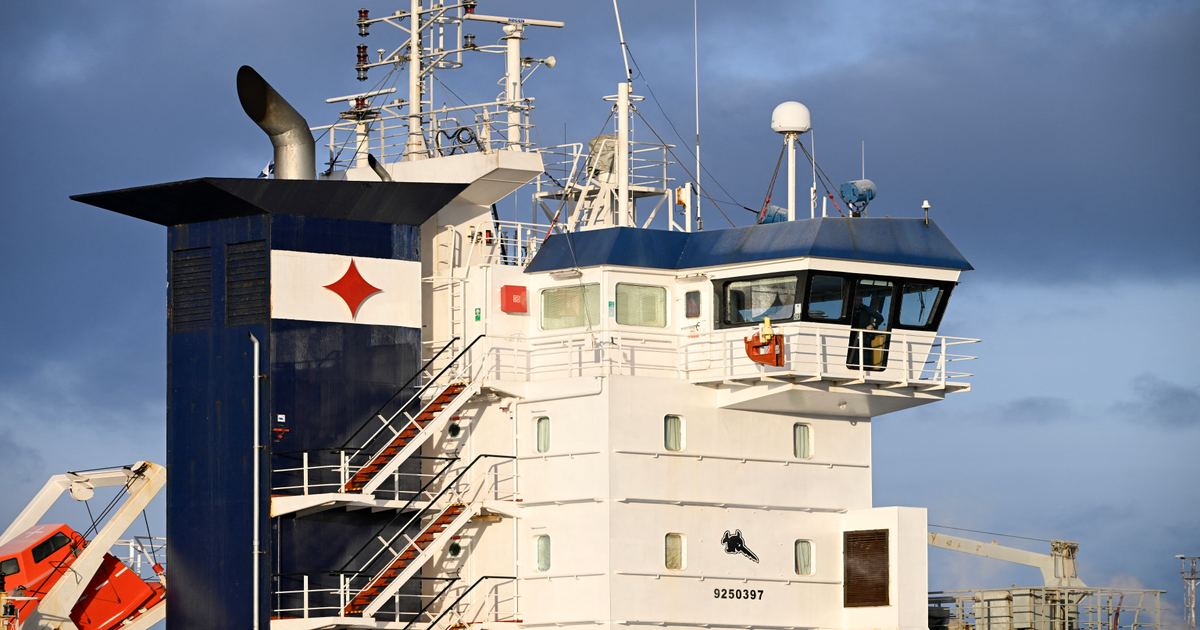 C-ble-endommag-la-Finlande-saisit-un-navire-avec-acier-russe-sanctionn-