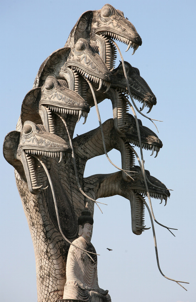 THAILAND CEMENT SCULPTURE PARK