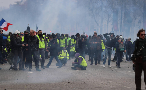 Gdy wyjście na ulice to jedyne rozwiązanie. Protesty w Europie przybierają na sile [WYWIAD]