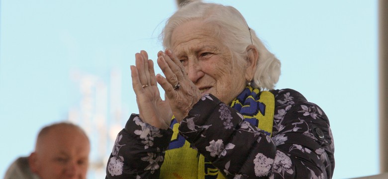 90-latka oklaskiwała widowiskowe pojedynki żużlowców Stali i Włókniarza