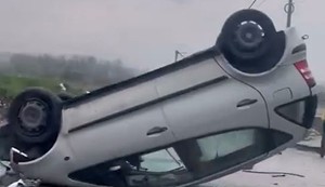 Prevrnuo se automobil na Smederevskom putu