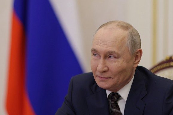 SKANDAL TRESE BLISKI ISTOK Ruski brod istovara Putinov MISTERIOZNI plen, Ukrajina preti Izraelu: "Ako ovo dozvolite, izbiće nezapamćena kriza!"