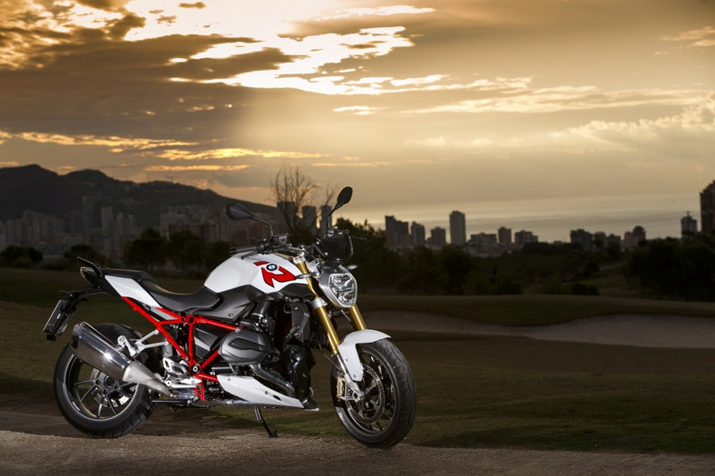 2015 BMW R1200R