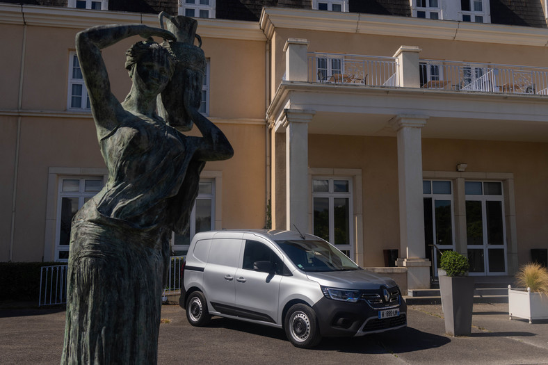 Renault Kangoo Van E-Tech Electric 2022