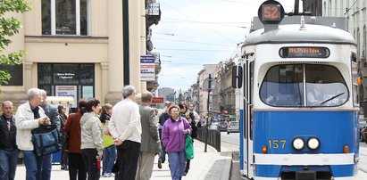 Komunikacja w długi weekend