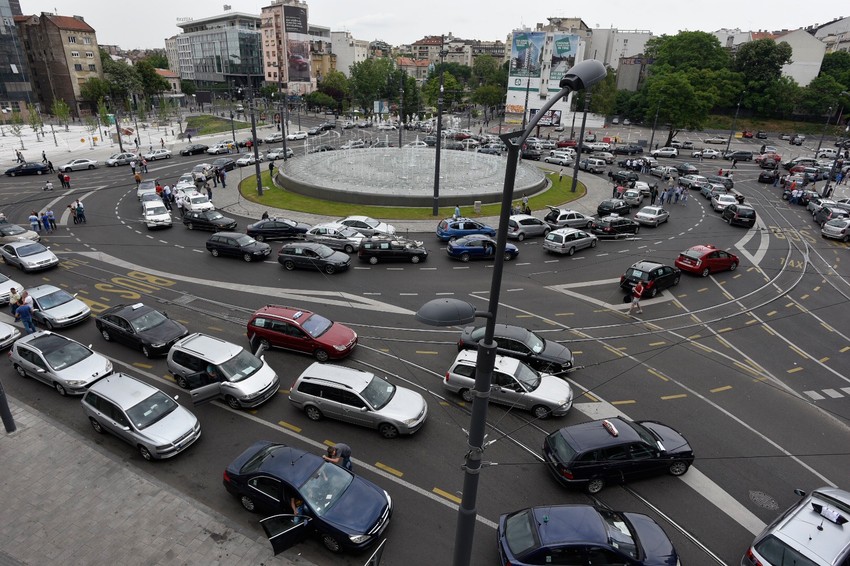 Taksisti zauzeli Slaviju