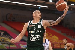 Koszykarze Legii przez kolejne dwa lata z Dariuszem Wyką