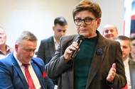 Beata Szydło podczas spotkania z mieszkańcami w Domu Miłosierdzia w Skarżysku-Kamiennej. 9 października 2023 r.