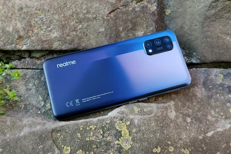 realme 7 5G – pierwszy w Polsce smartfon z chipsetem MediaTek Dimensity 800U i przy okazji najtańszy obecnie z modemem 5G działającym u wszystkich naszych operatorów  