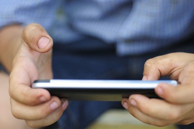 Jest decyzja ws. dodatkowych opłat za roaming na terenie Unii Europejskiej