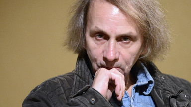 Miał być serial, będzie film. Ekranizacja "Uległości" Houellebecqa jednak powstanie