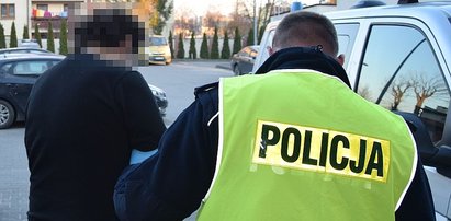 Koszmarna zbrodnia na Kaszubach. Nie żyje małżeństwo. Policja zatrzymała 18-letniego syna pary