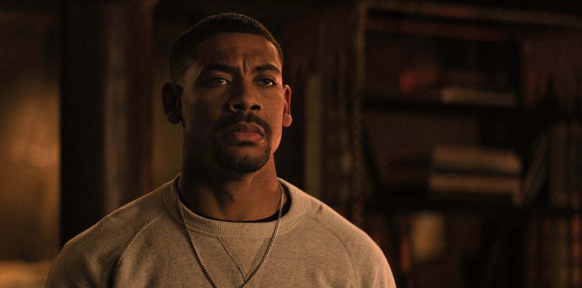 Aaron Pierre w czwartym sezonie serialu "The Morning Show"