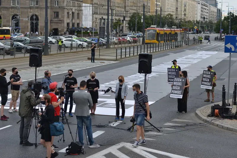 Akcja Demokracja protestowała na Placu Konstytucji / fot. Jakub Szafrański