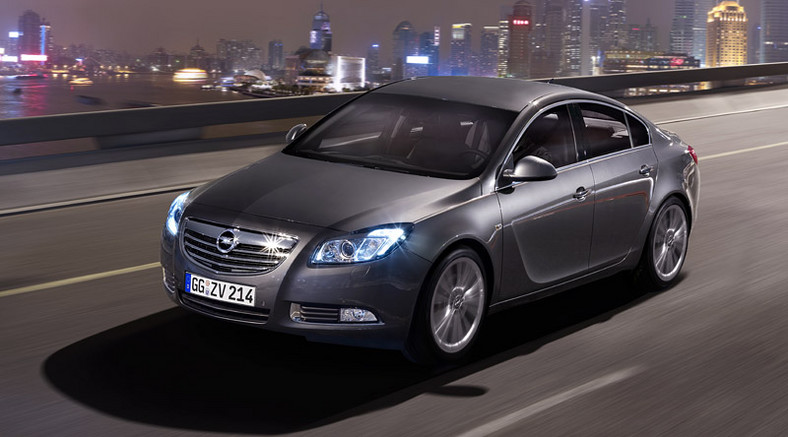 Opel Insignia: podwójna premiera w Londynie